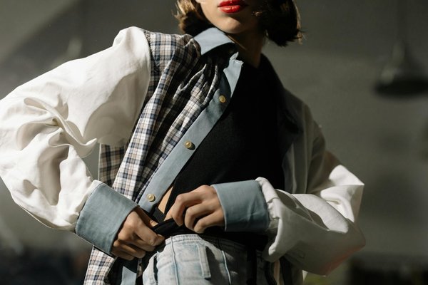 Découvrez nos bagues de luxe en or et diamant élégantes